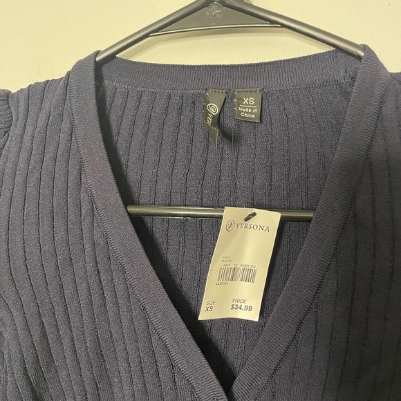 Versona Navy Cardigan with Gold Buttons - Picture 6 of 6